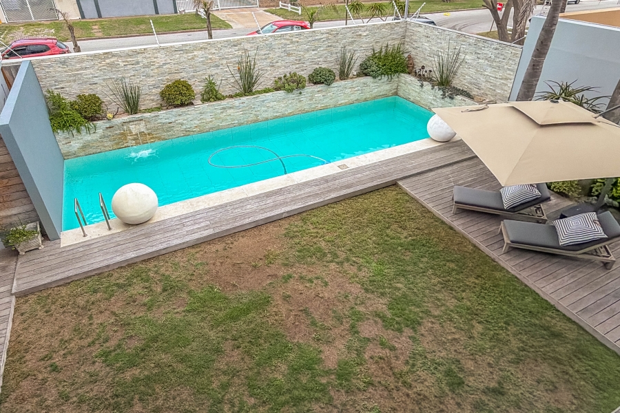 4 Bedroom Property for Sale in Summerstrand Eastern Cape